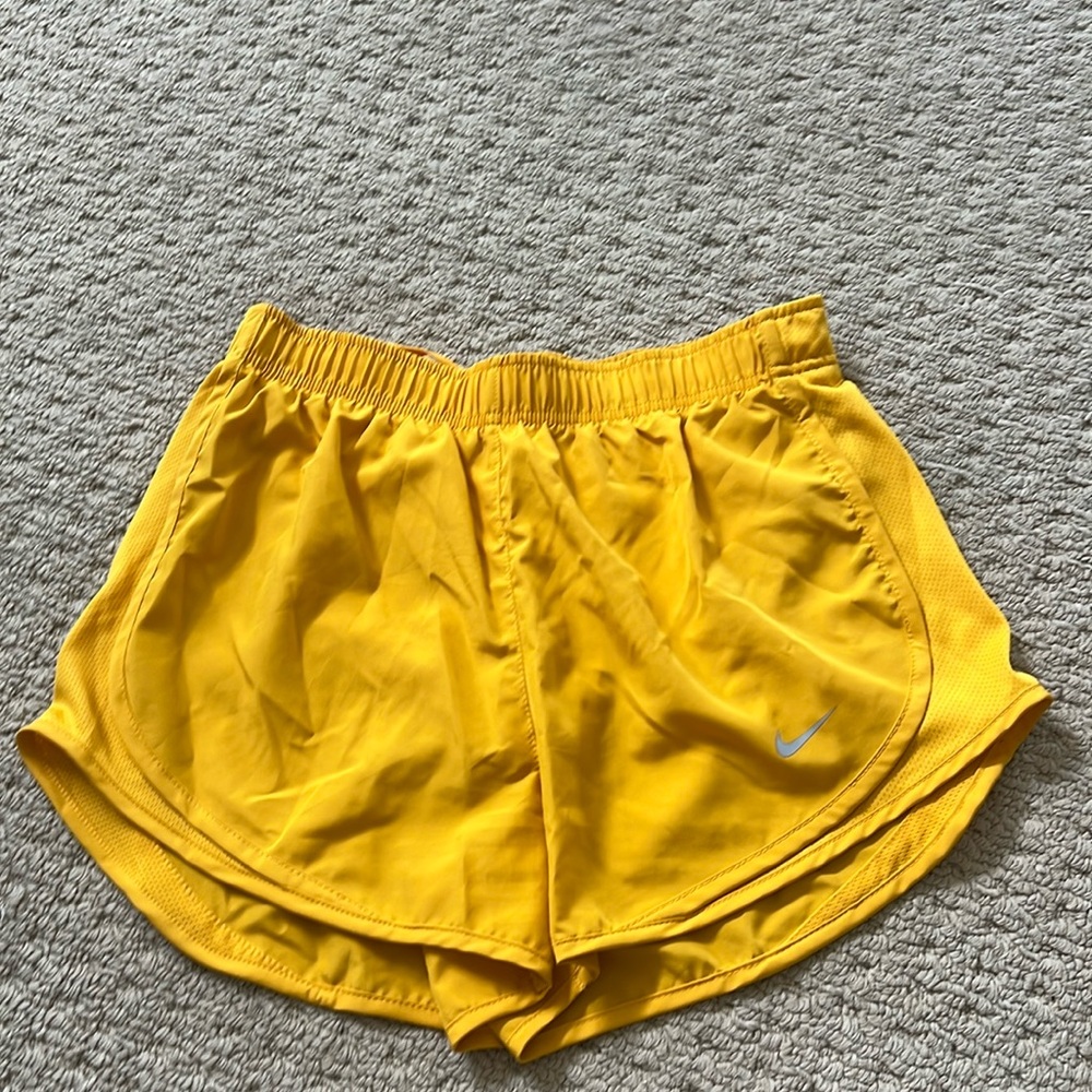 Nike tempo shorts
